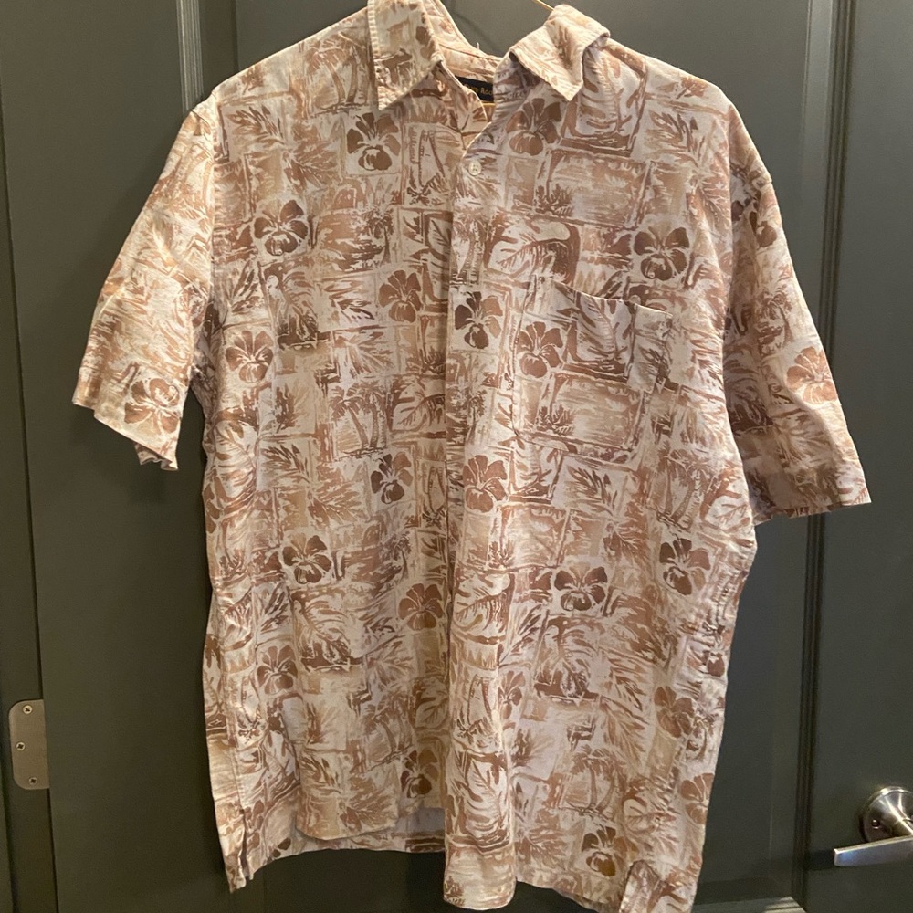 Men’s casual button down